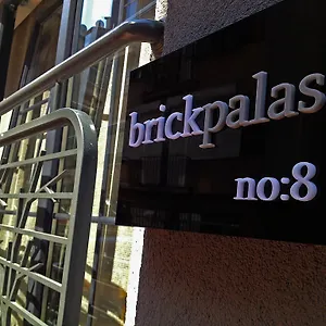Brickpalas Appart hôtel